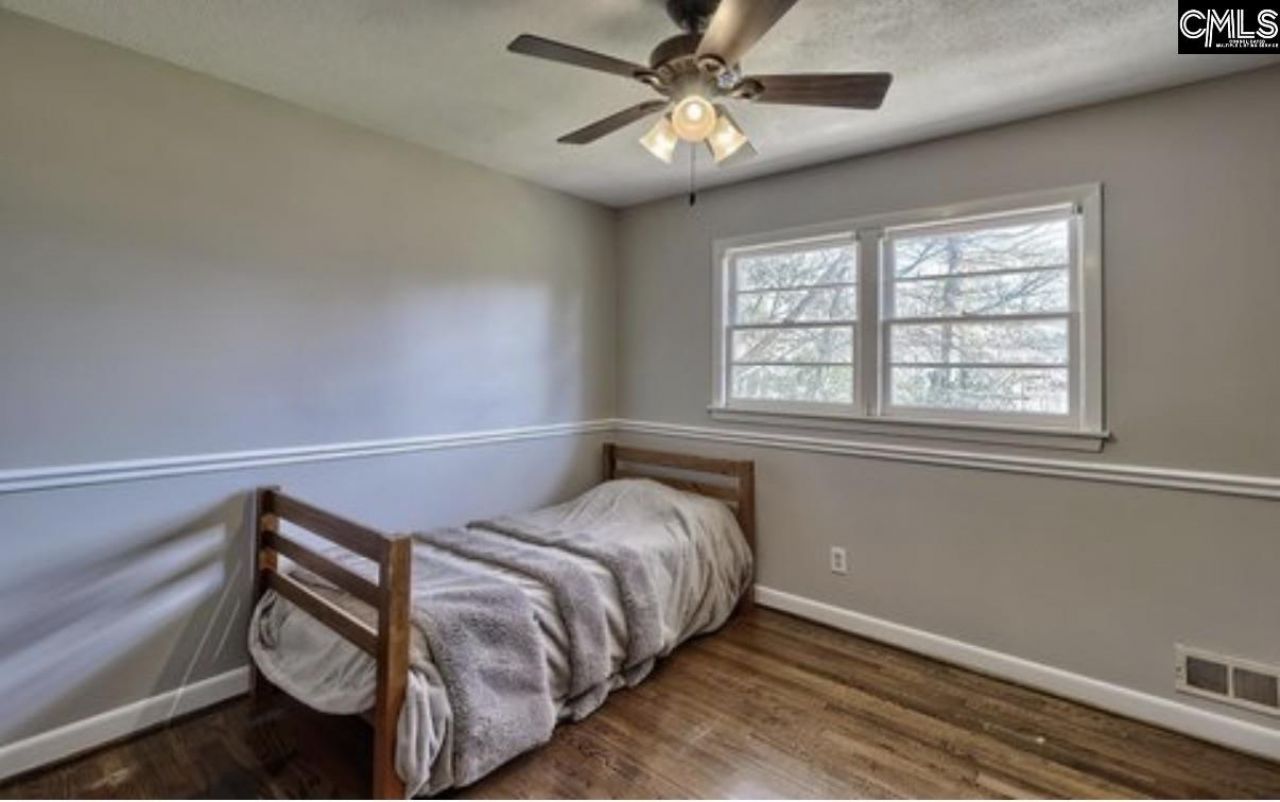 209 Garden Springs  Photo 17