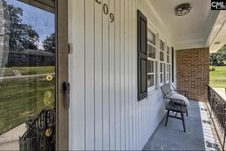 209 Garden Springs  photo 4