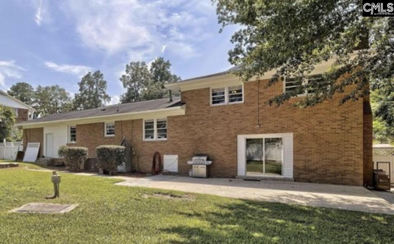 209 Garden Springs  Photo 25