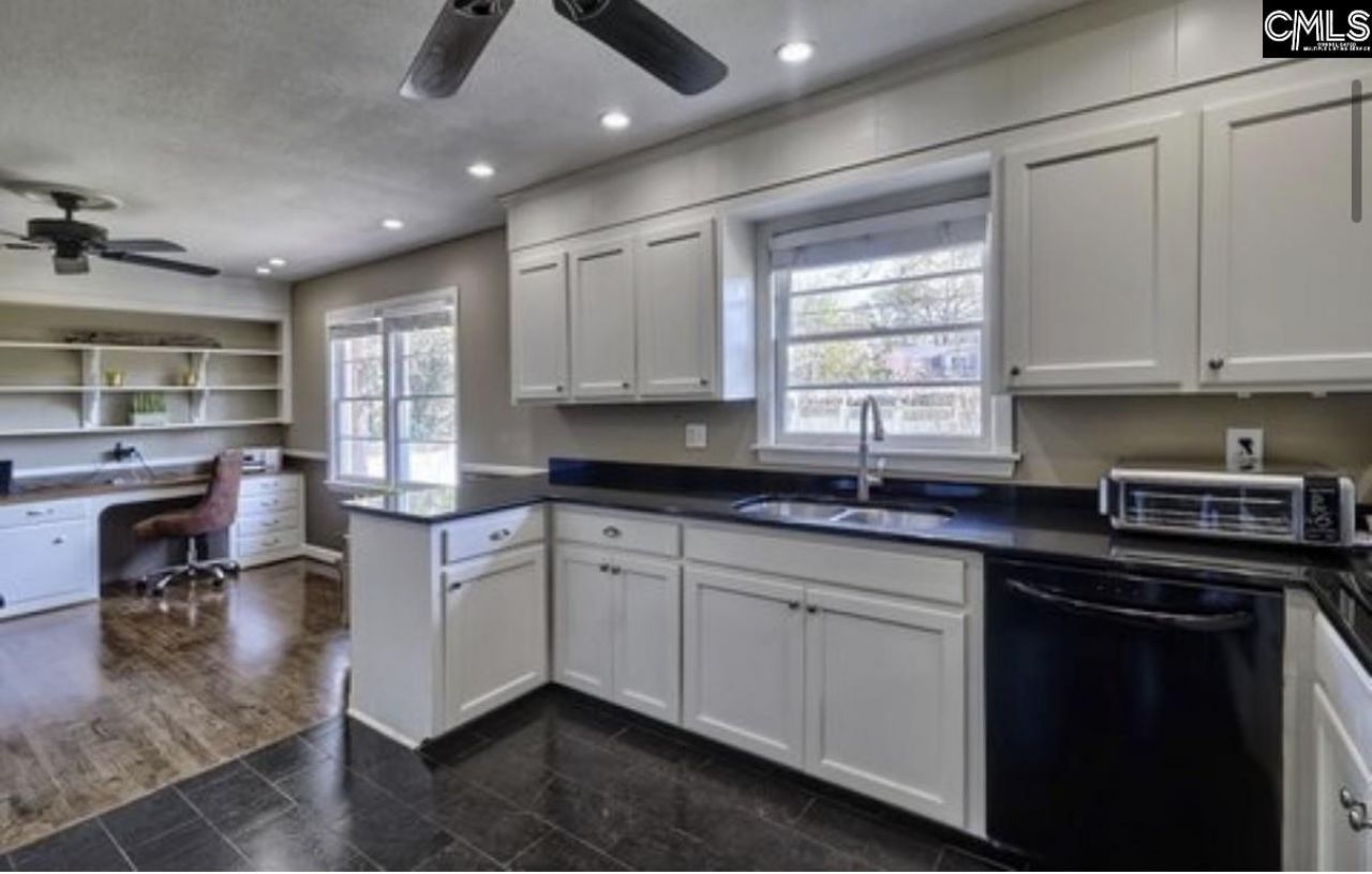 209 Garden Springs  Photo 7
