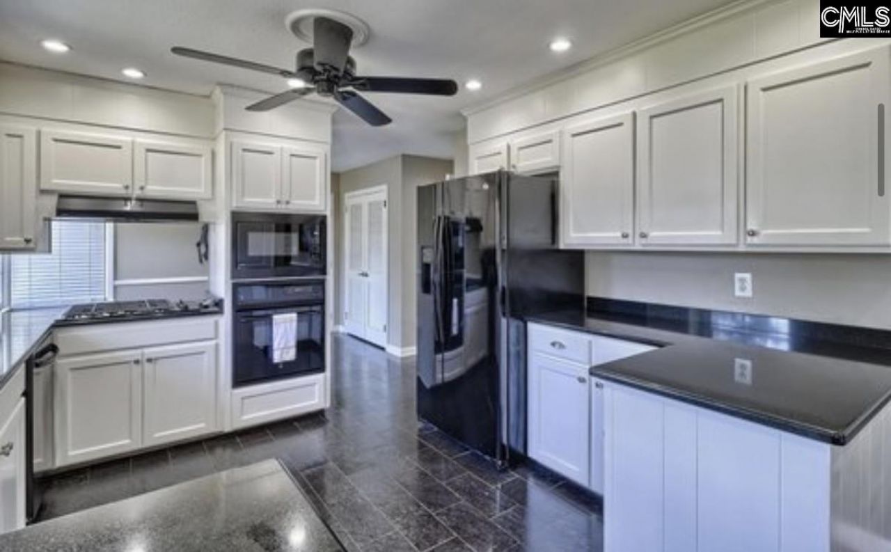 209 Garden Springs  Photo 9