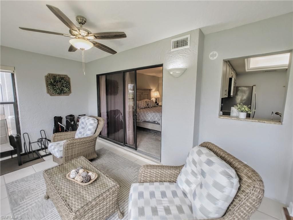 5830 Trailwinds Dr, Unit 814, Fort Myers, FL 33907 Photo