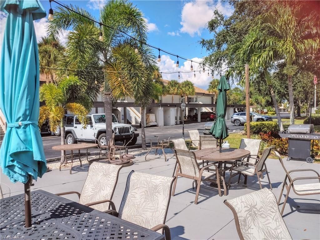 5830 Trailwinds Dr, Unit 814, Fort Myers, FL 33907 Photo