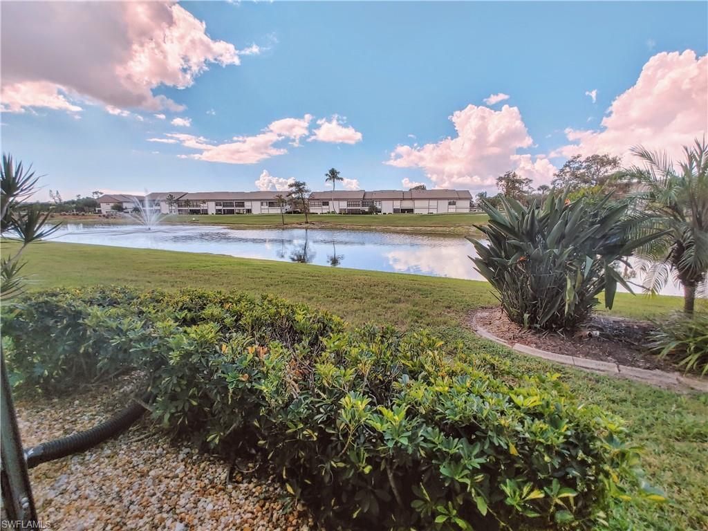5830 Trailwinds Dr, Unit 814, Fort Myers, FL 33907 Photo