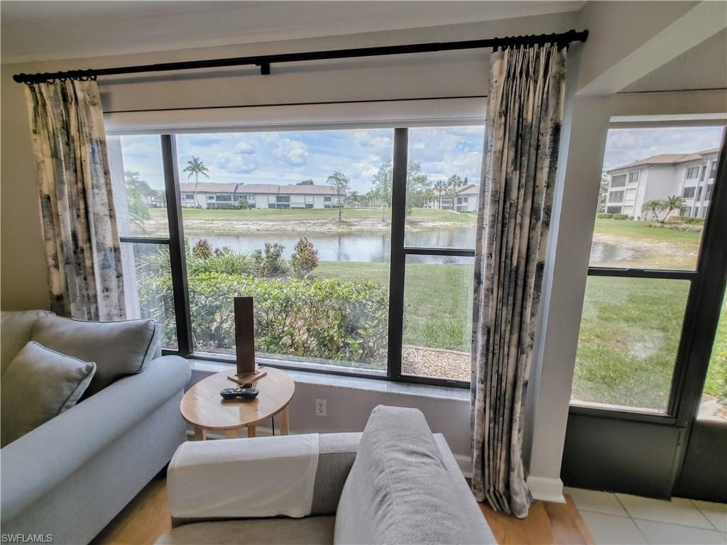 5830 Trailwinds Dr, Unit 814, Fort Myers, FL 33907 Photo