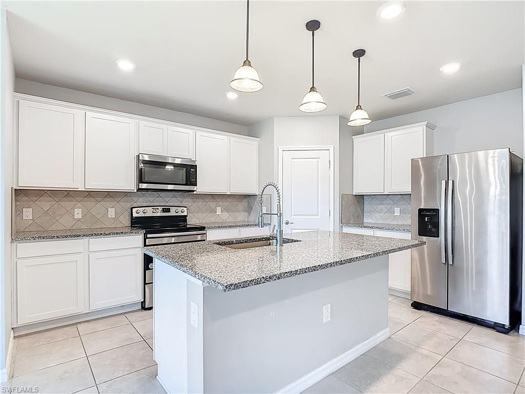 16056 Enclaves Cove Dr, North Fort Myers, FL 33917 Photo