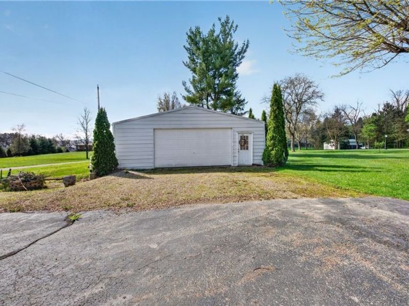 2114 E Turkeyfoot Lake Road, Green, OH 44312 Photo 22