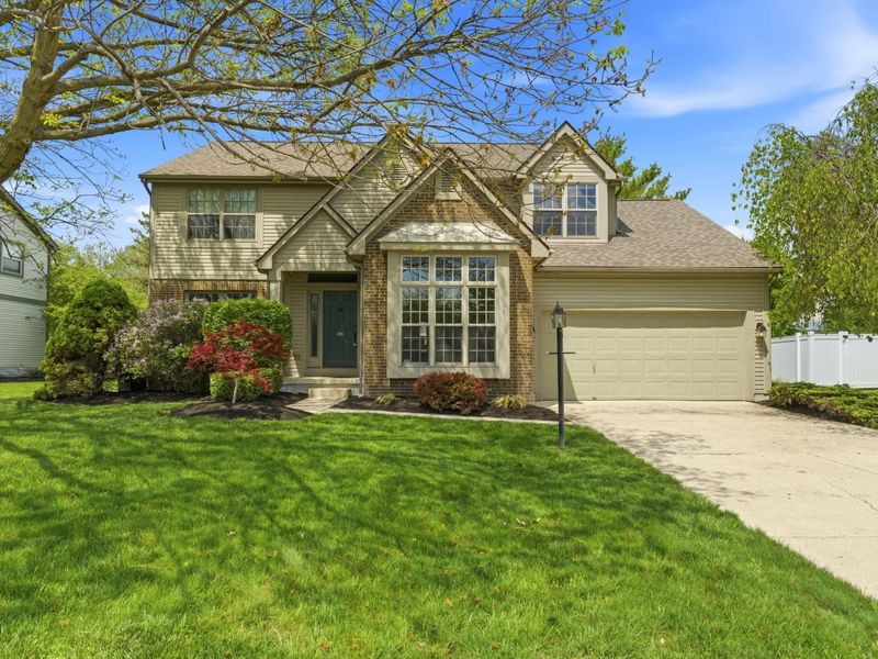 6585 Oak Shadow Drive, Westerville, OH 43082 Photo 1