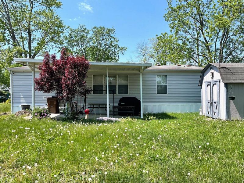 10610 Ashville Pike , Unit 6, Lockbourne, OH 43137 Photo 2