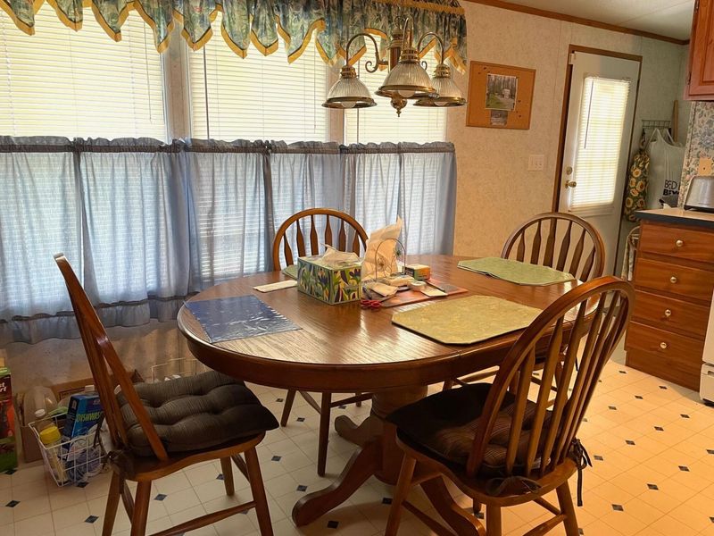 10610 Ashville Pike , Unit 6, Lockbourne, OH 43137 Photo 9