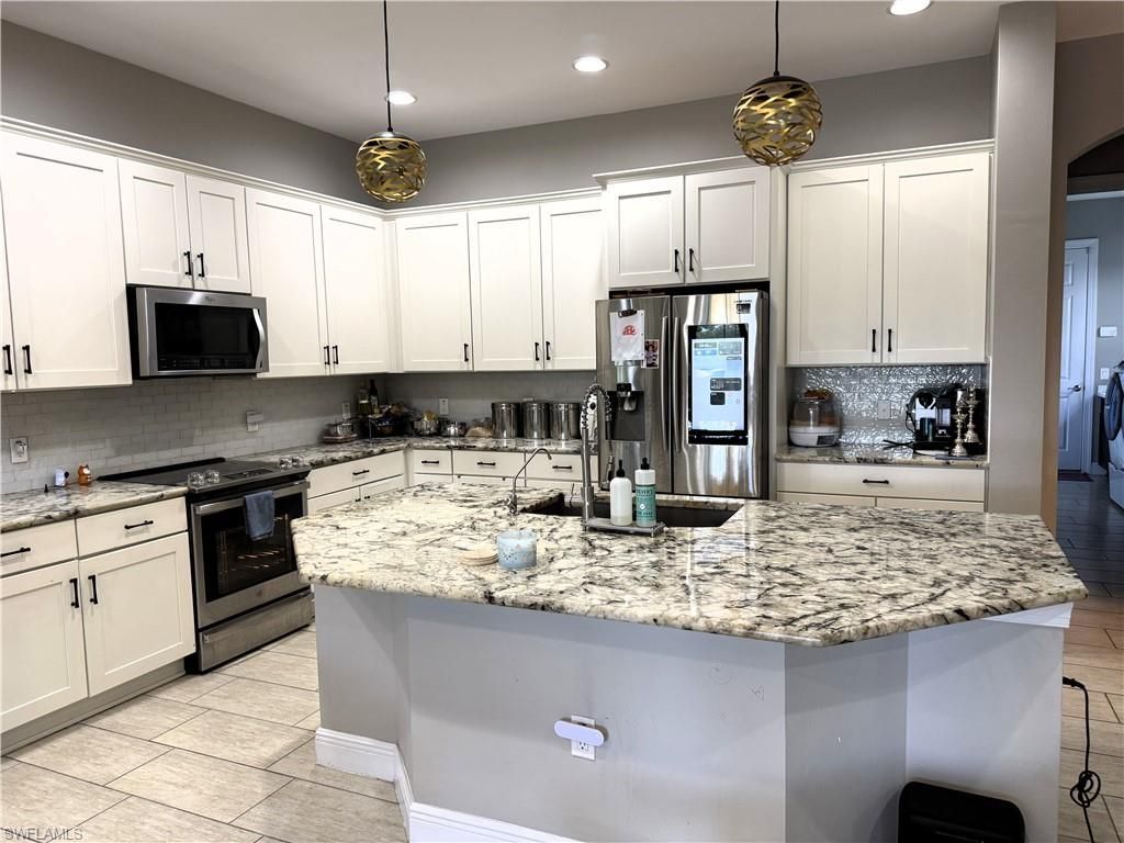 10124 Belcrest Blvd, Fort Myers, FL 33913 Photo