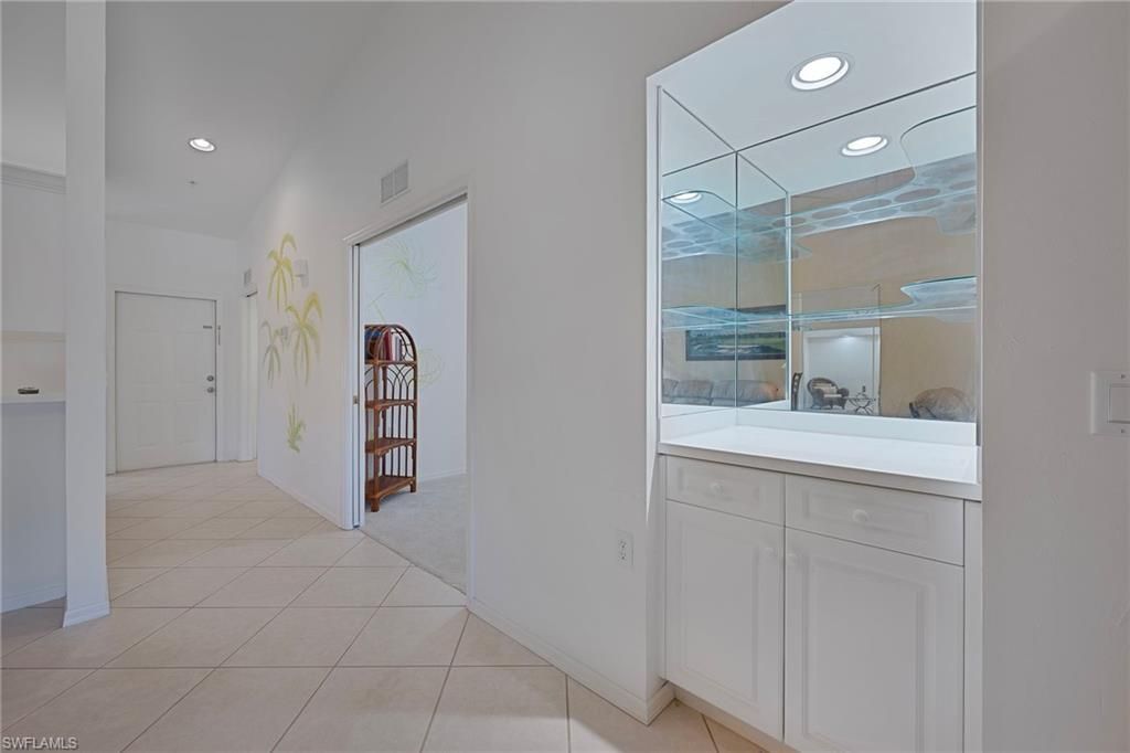 3890 Sawgrass Way, Unit 2324, Naples, FL 34112 Photo