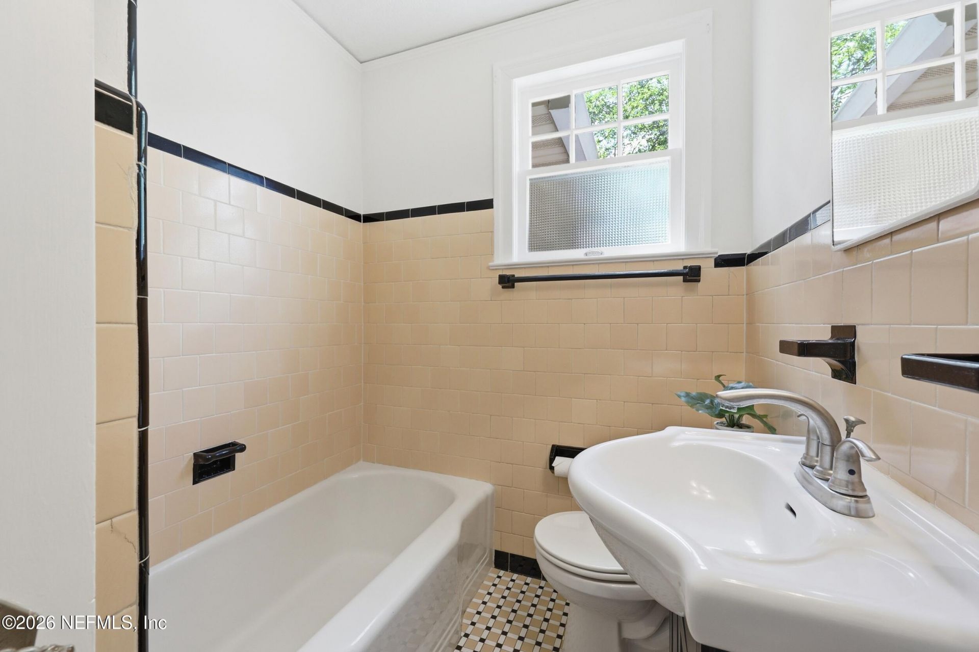 1418 Tiber Avenue, Jacksonville, FL 32207 Photo