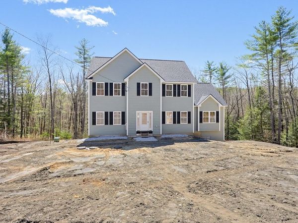112 West Meadow, Townsend, MA 01474