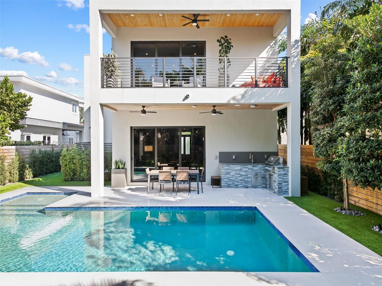 739 NE 17th Way, Fort Lauderdale, FL 33304 Photo