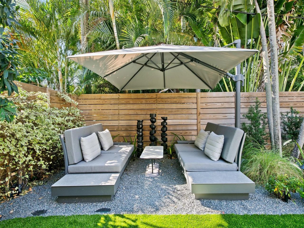 739 NE 17th Way, Fort Lauderdale, FL 33304 Photo