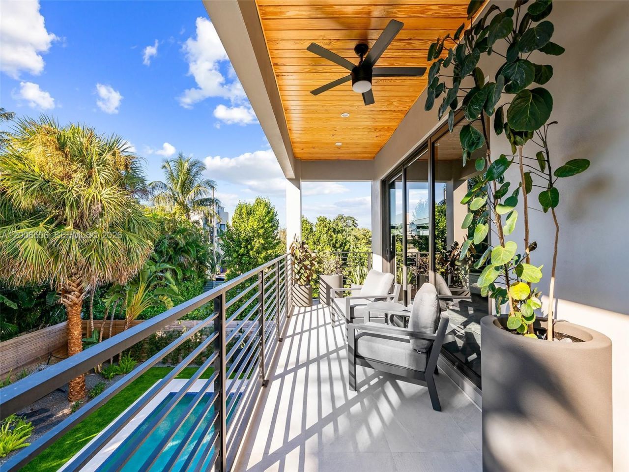 739 NE 17th Way, Fort Lauderdale, FL 33304 Photo