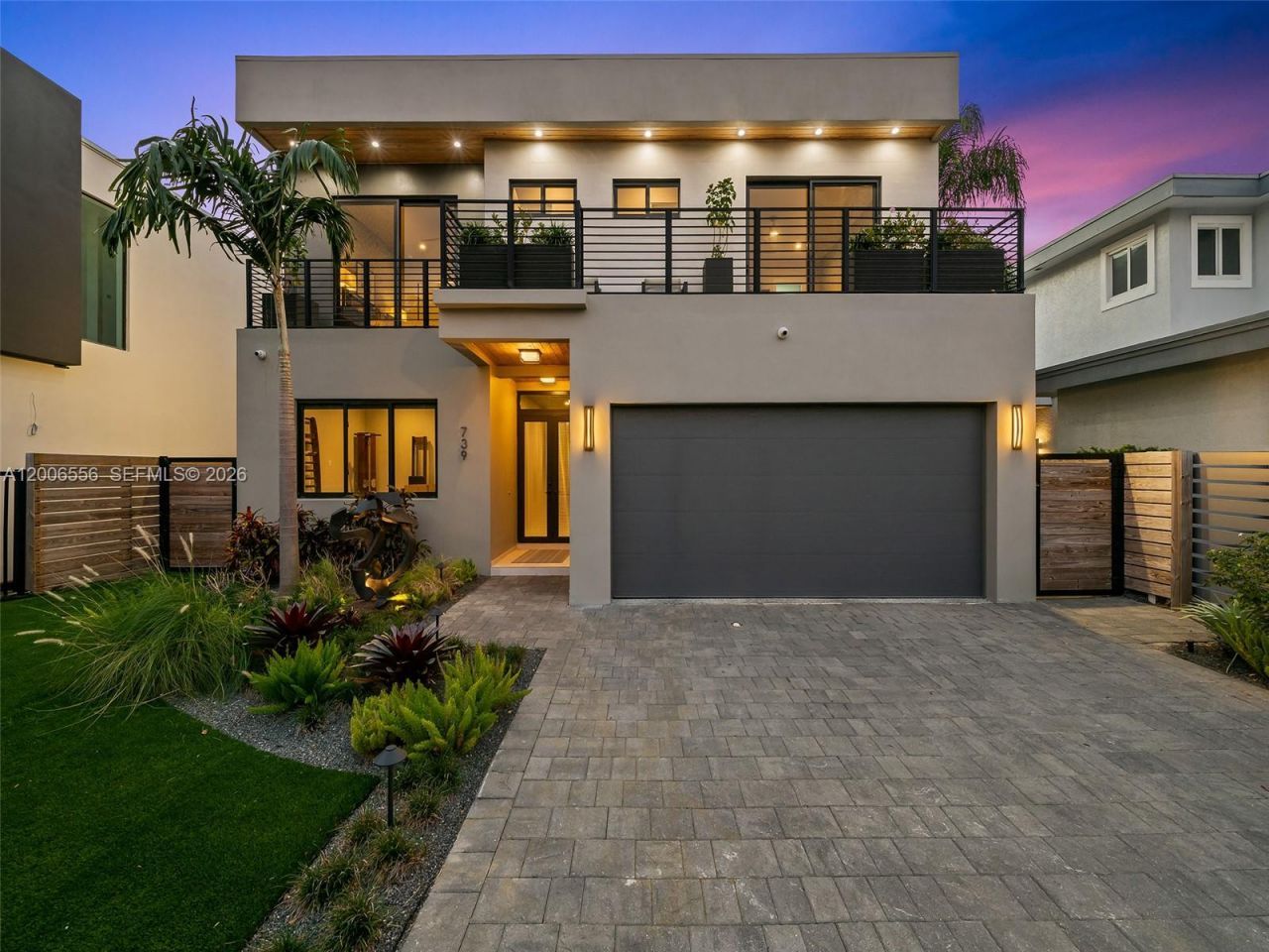 739 NE 17th Way, Fort Lauderdale, FL 33304 Photo