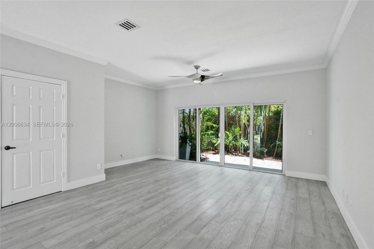 835 NE 19th Ave, Unit 10, Fort Lauderdale, FL 33304 Photo