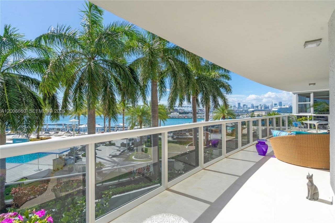 400 Alton Rd , Unit 706, Miami Beach, FL 33139 Photo