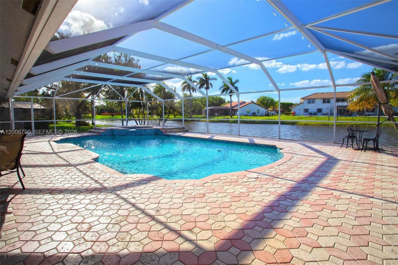 20071 NW 5th St, Pembroke Pines, FL 33029 Photo