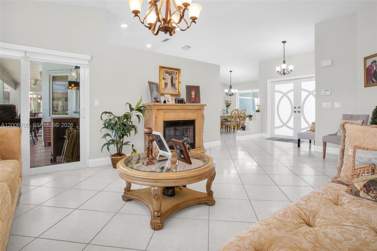 20071 NW 5th St, Pembroke Pines, FL 33029 Photo