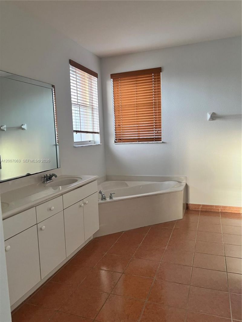 16475 SW 84th Ln , Unit 1, Miami, FL 33193 Photo
