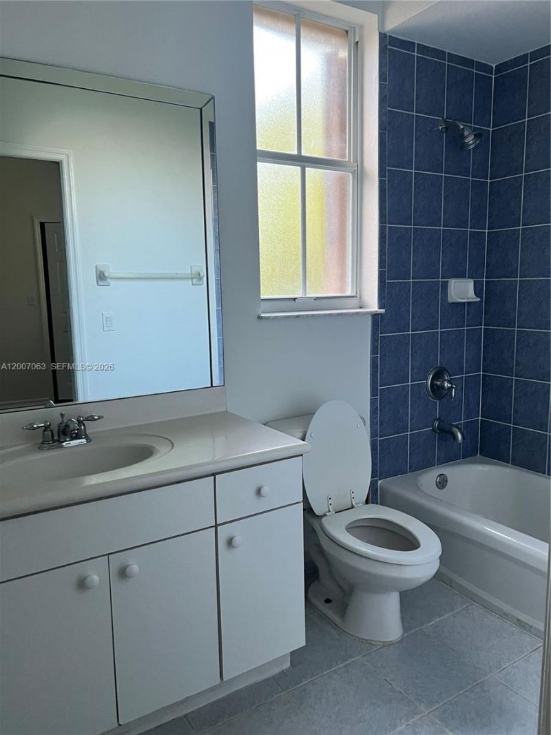 16475 SW 84th Ln , Unit 1, Miami, FL 33193 Photo