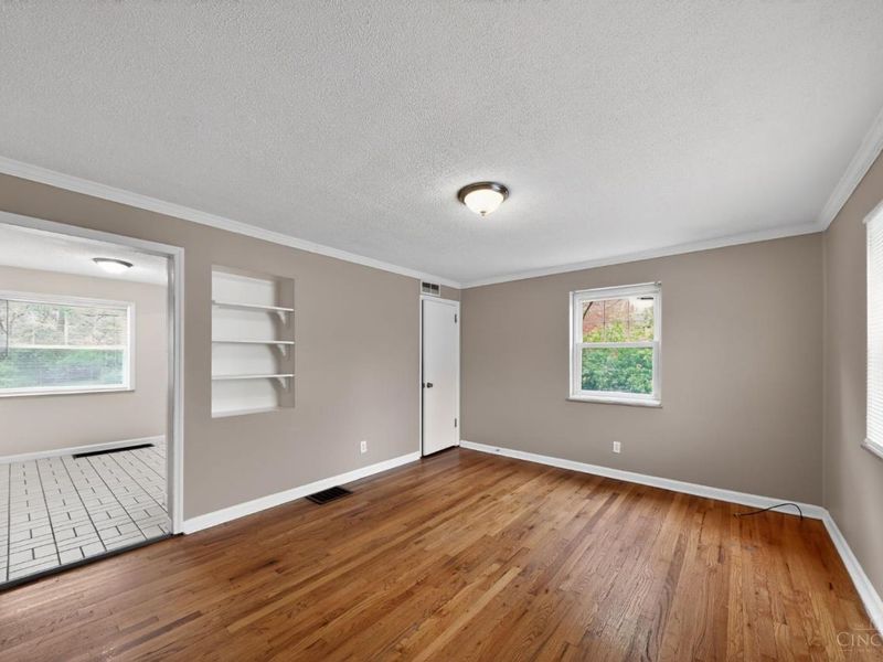 1149 Madeleine Circle, Springfield Twp., OH 45231 Photo 11