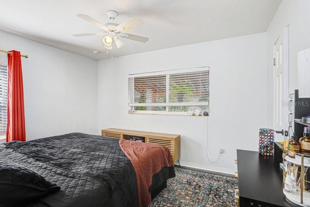 5347 10th Street N, Saint Petersburg, FL 33703 Photo