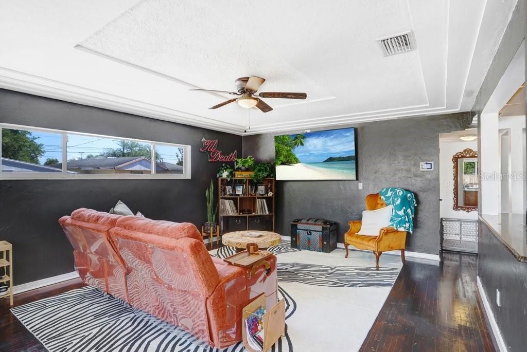 5347 10th Street N, Saint Petersburg, FL 33703 Photo