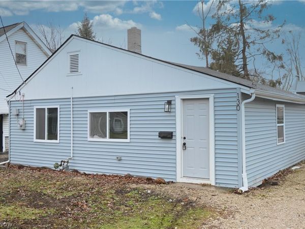 130 Traymore Boulevard, Eastlake, OH 44095