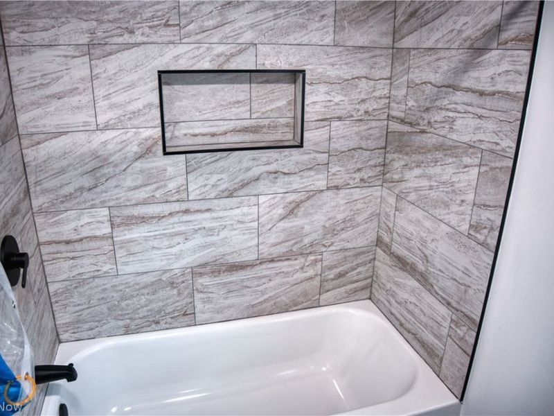 130 Traymore Boulevard, Eastlake, OH 44095 Photo 7