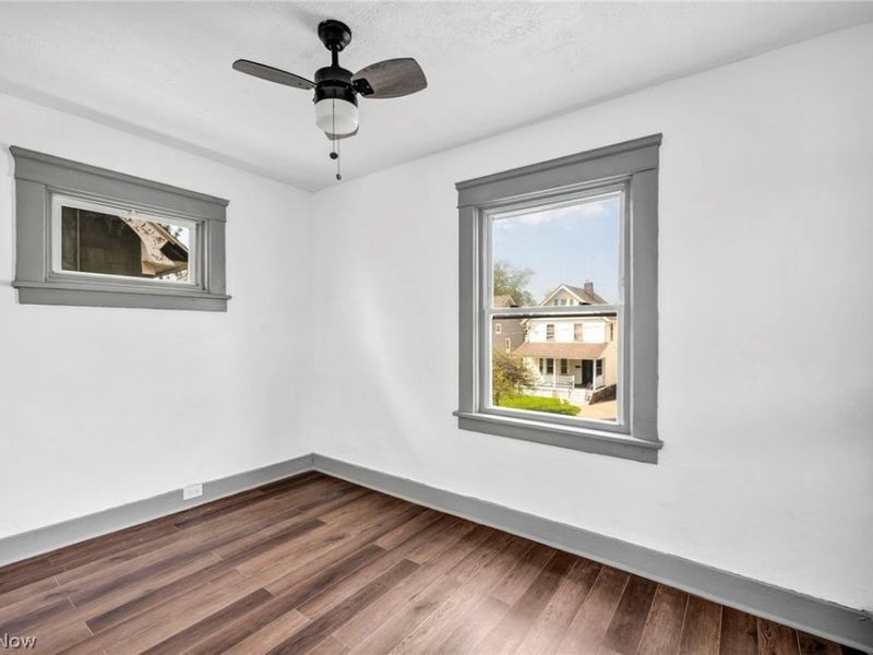 13500 Eaglesmere Avenue, Cleveland, OH 44110 Photo 22