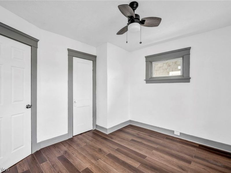 13500 Eaglesmere Avenue, Cleveland, OH 44110 Photo 23