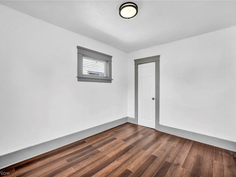 13500 Eaglesmere Avenue, Cleveland, OH 44110 Photo 29