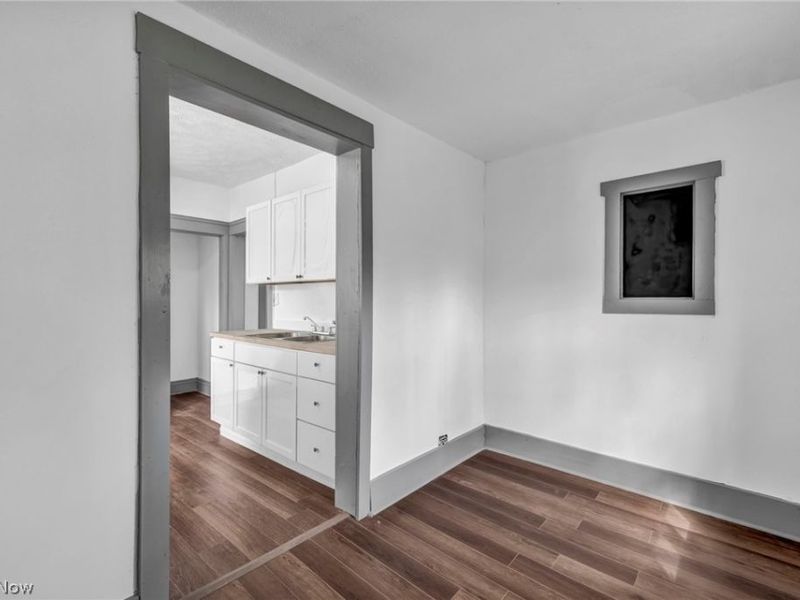 13500 Eaglesmere Avenue, Cleveland, OH 44110 Photo 39