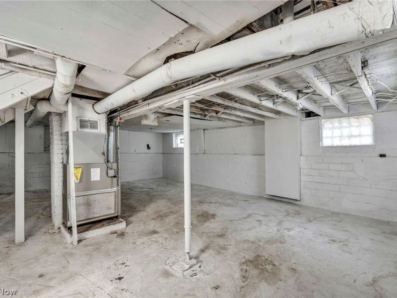 13500 Eaglesmere Avenue, Cleveland, OH 44110 Photo 43