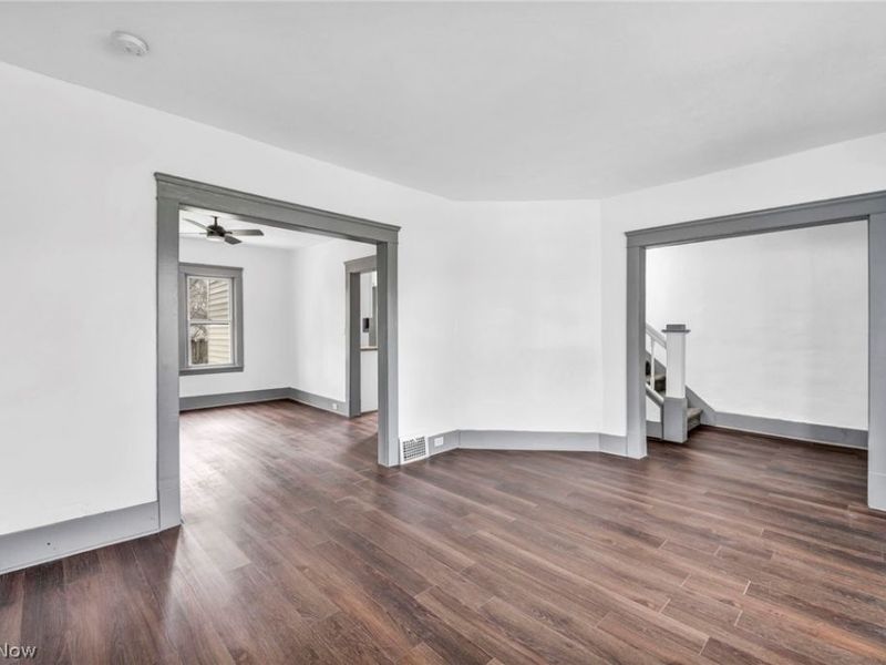 13500 Eaglesmere Avenue, Cleveland, OH 44110 Photo 9