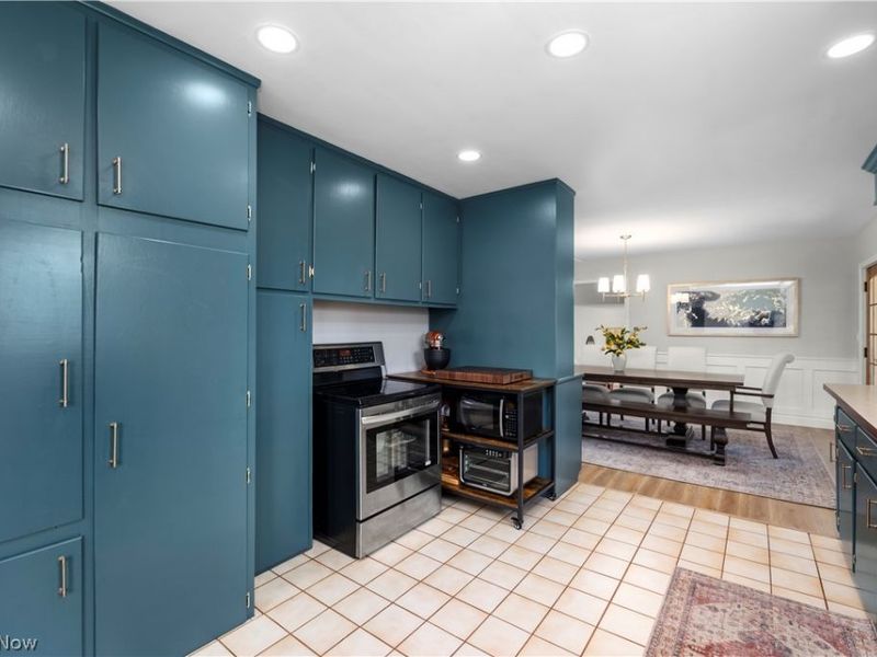 9269 Lindbergh Boulevard, Olmsted Falls, OH 44138 Photo 10