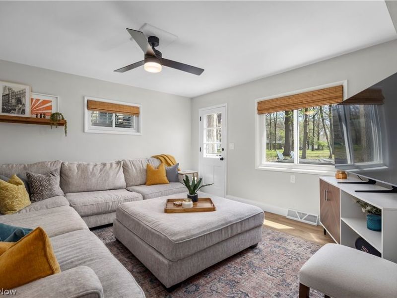 9269 Lindbergh Boulevard, Olmsted Falls, OH 44138 Photo 16