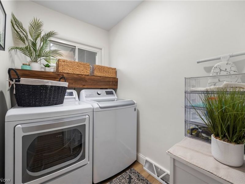 9269 Lindbergh Boulevard, Olmsted Falls, OH 44138 Photo 18