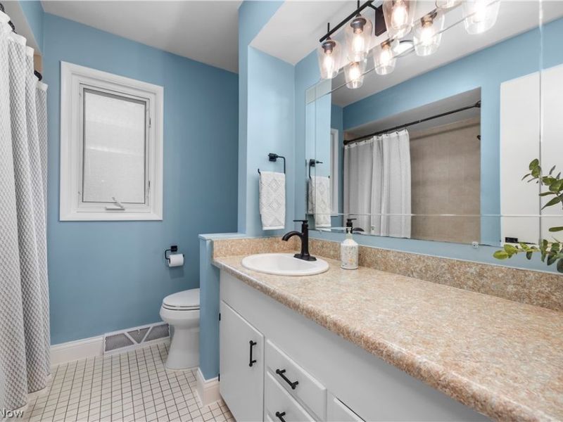 9269 Lindbergh Boulevard, Olmsted Falls, OH 44138 Photo 26