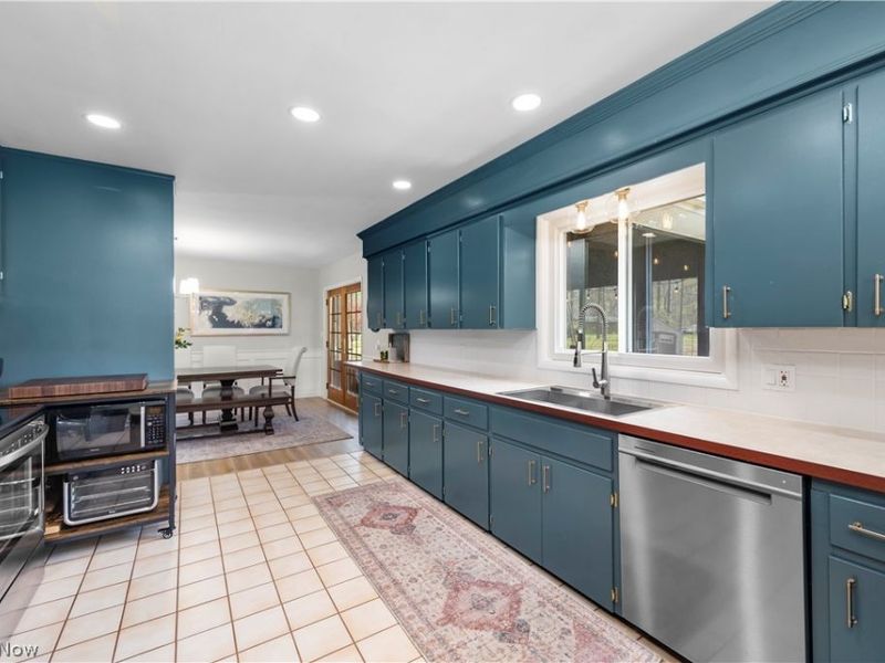 9269 Lindbergh Boulevard, Olmsted Falls, OH 44138 Photo 9