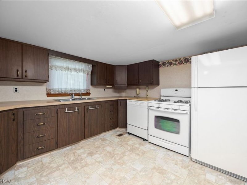 203 Annis Road, South Amherst, OH 44001 Photo 11