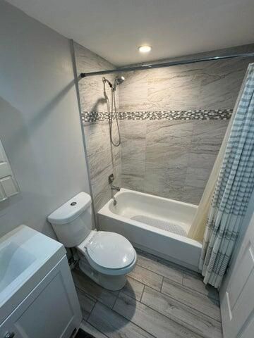 127 Flanders, Unit C, Delray Beach, FL 33484 Photo