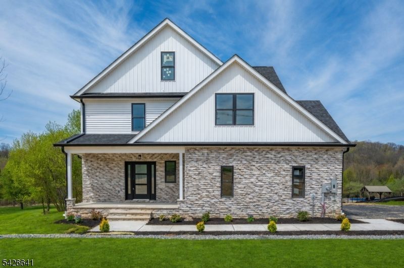 124 Wheatsworth Rd, Hardyston, NJ 07419 Main Photo