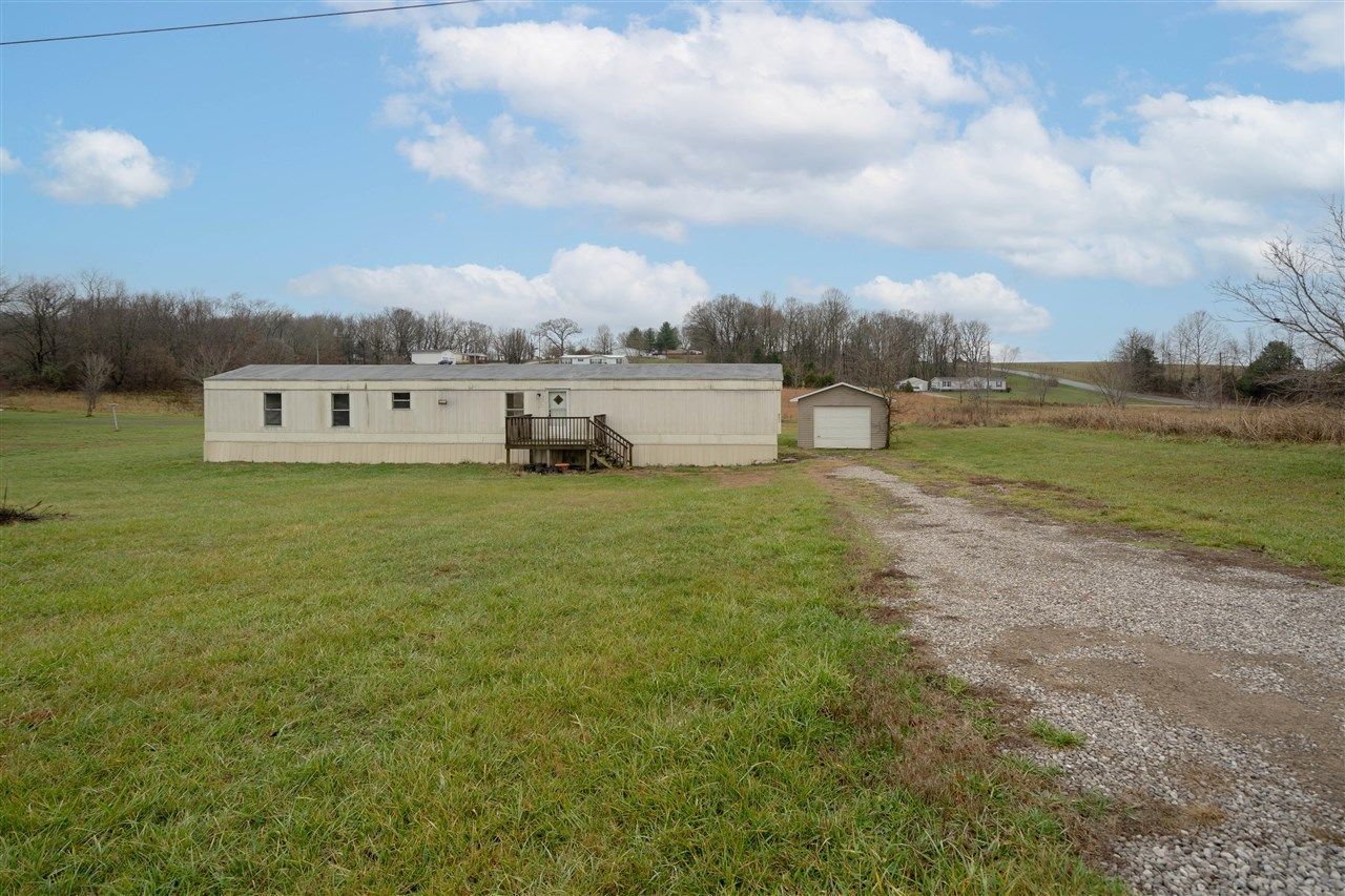 60 Oak View Drive, Smiths Grove, KY 42171 Main Photo