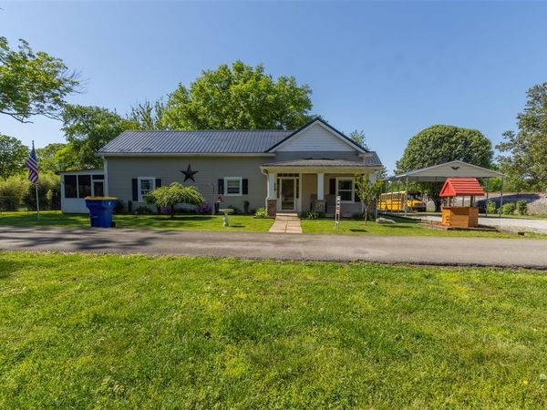 803 S Robinson Street , Woodburn, KY 42170