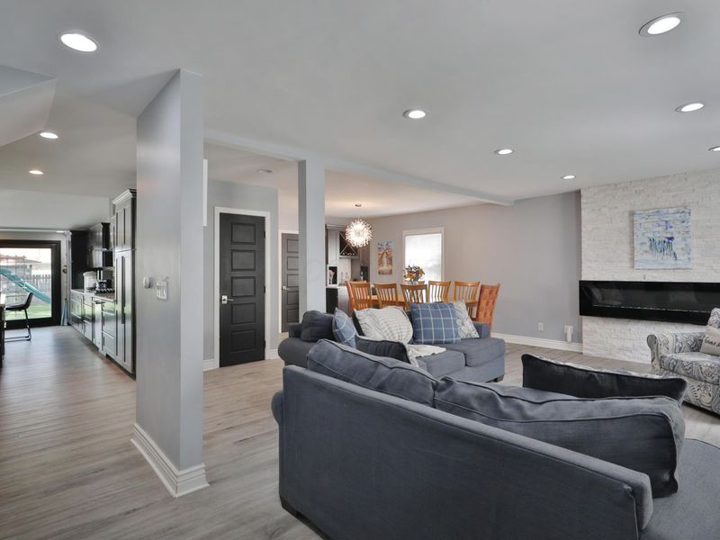 70 S Gould Road , Columbus, OH 43209 Photo 11